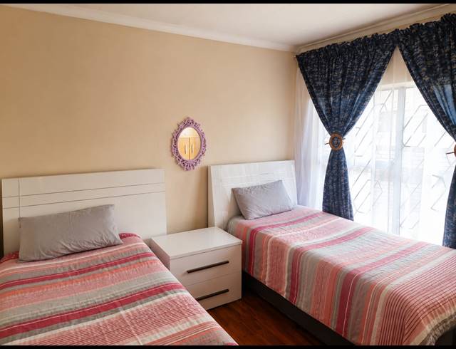 3 BEDROOM HOUSE FOR SALE IN EVATON WEST